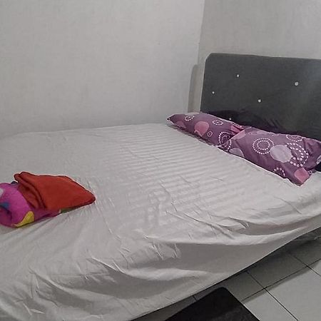 Hotel Mutiara Batulicin RedPartner Kampung Baru Exterior foto